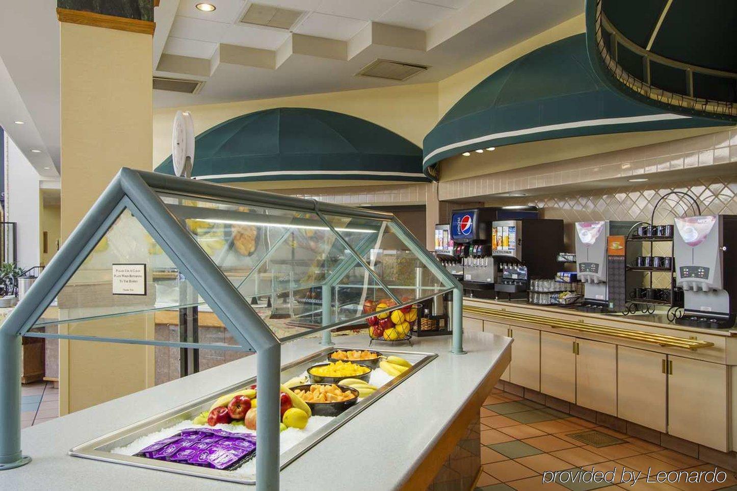 Embassy Suites Greenville Golf Resort & Conference Center Restaurant foto